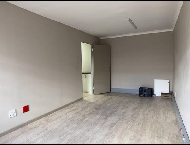 BUSINESS PROPERTY TO RENT IN WYNBERG